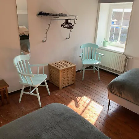 Huize Bronsgroen - Voor 2-6 Pers In Limburgse Heuvelland