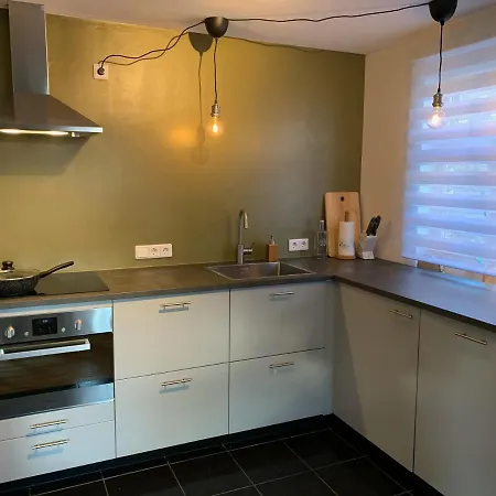 Huize Bronsgroen - Voor 2-6 Pers In Limburgse Heuvelland *